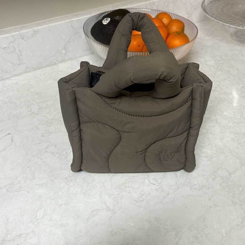 Thirty year small tote
